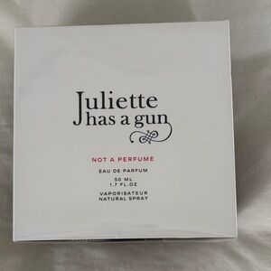 Juliette Has a Gun Eau de Parfum - White